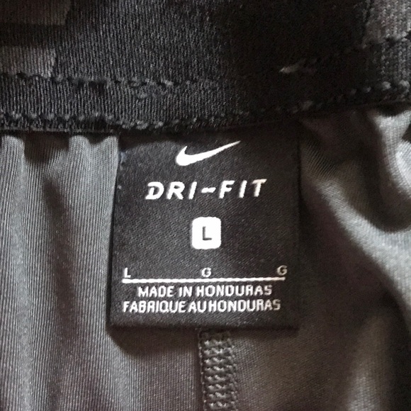 Nike Dri-Fi basketball shorts - Picture 3 of 3